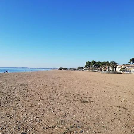 Les Palmiers, Maison Mitoyenne, Quartier Balneaire, Terrasses, Clim * Hyeres